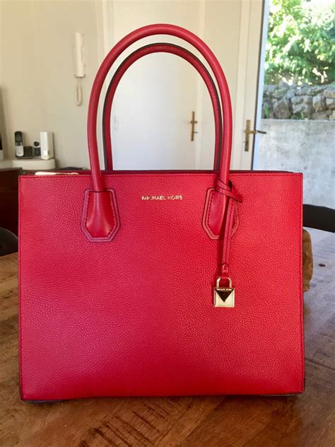 sac michael kors rouge corail|Michael Kors online store.